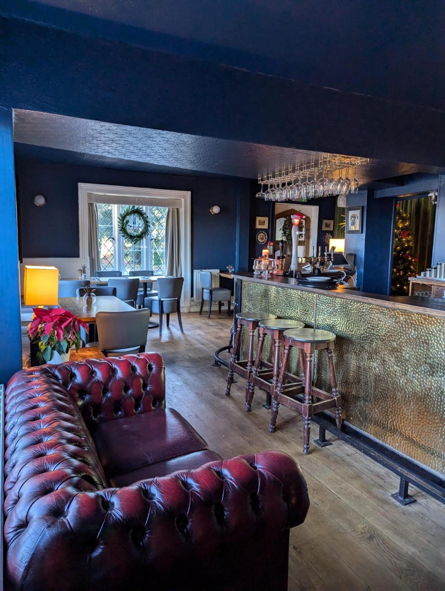 The Duke Hotel Hilmarton Eksteriør billede